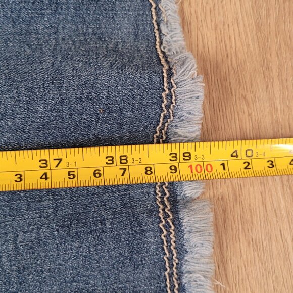 Venus 6 Extreme Flare Medium Wash Jean 9 inch rise NWT - Picture 11 of 11